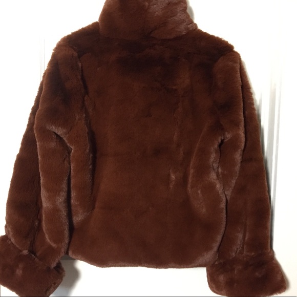 LAST ONE: Stella Faux Fur Jacket, L - Picture 5 of 7